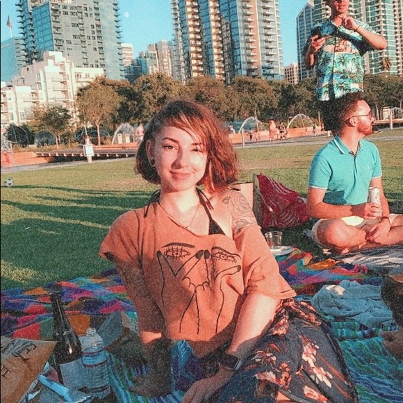 Meet your Posher, Rita - Picture 1 of 1